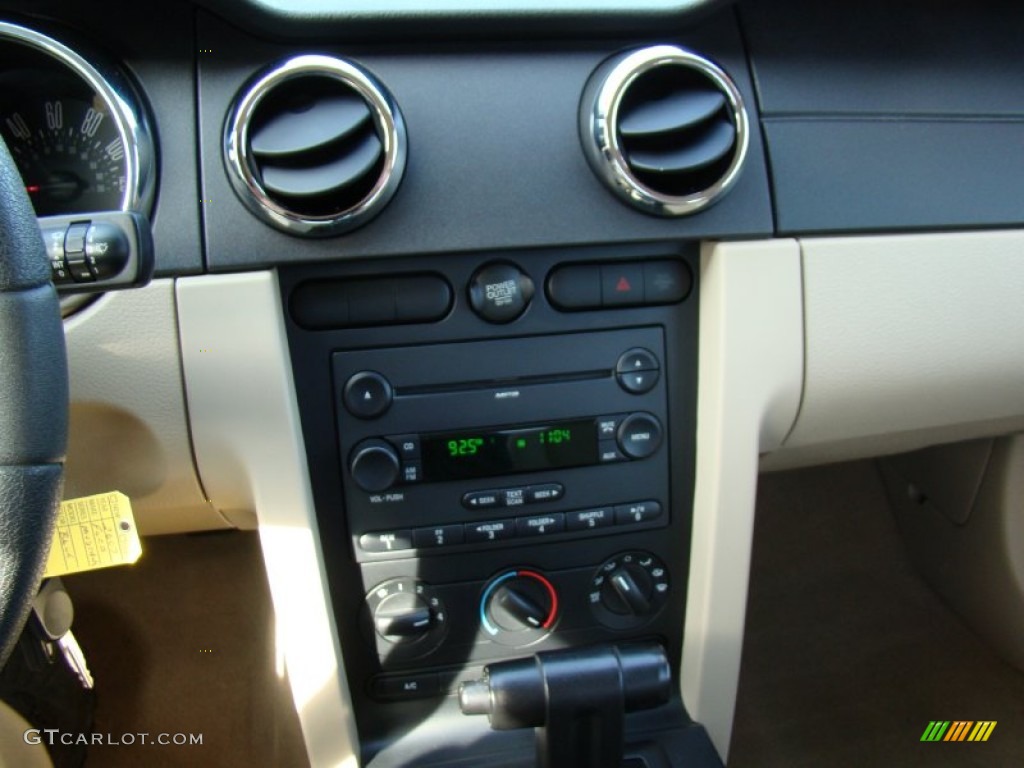 2007 Mustang V6 Deluxe Coupe - Vista Blue Metallic / Medium Parchment photo #16