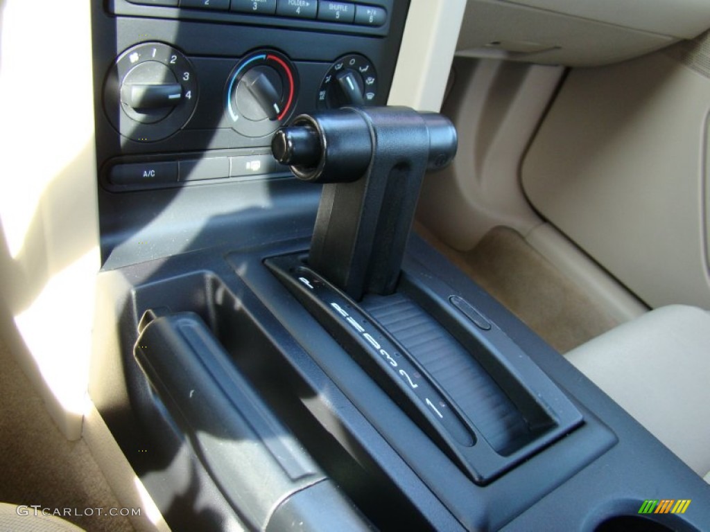 2007 Mustang V6 Deluxe Coupe - Vista Blue Metallic / Medium Parchment photo #17