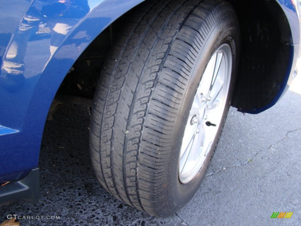2007 Mustang V6 Deluxe Coupe - Vista Blue Metallic / Medium Parchment photo #23