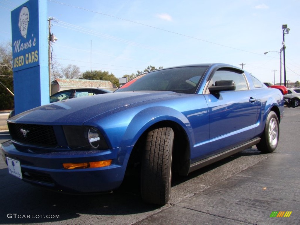 2007 Mustang V6 Deluxe Coupe - Vista Blue Metallic / Medium Parchment photo #26
