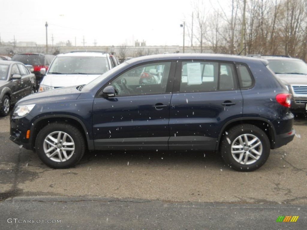 2011 Tiguan S 4Motion - Night Blue Metallic / Charcoal photo #11