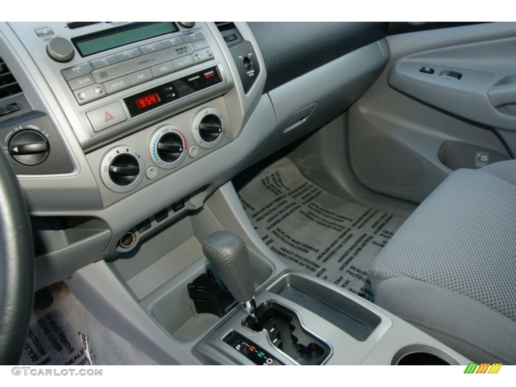 2009 Tacoma V6 TRD Sport Access Cab 4x4 - Silver Streak Mica / Graphite Gray photo #7