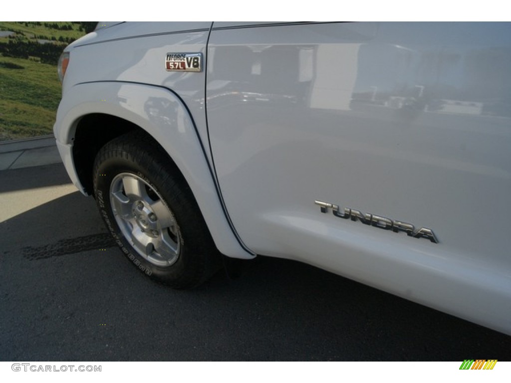 2008 Tundra Limited CrewMax 4x4 - Super White / Graphite Gray photo #23