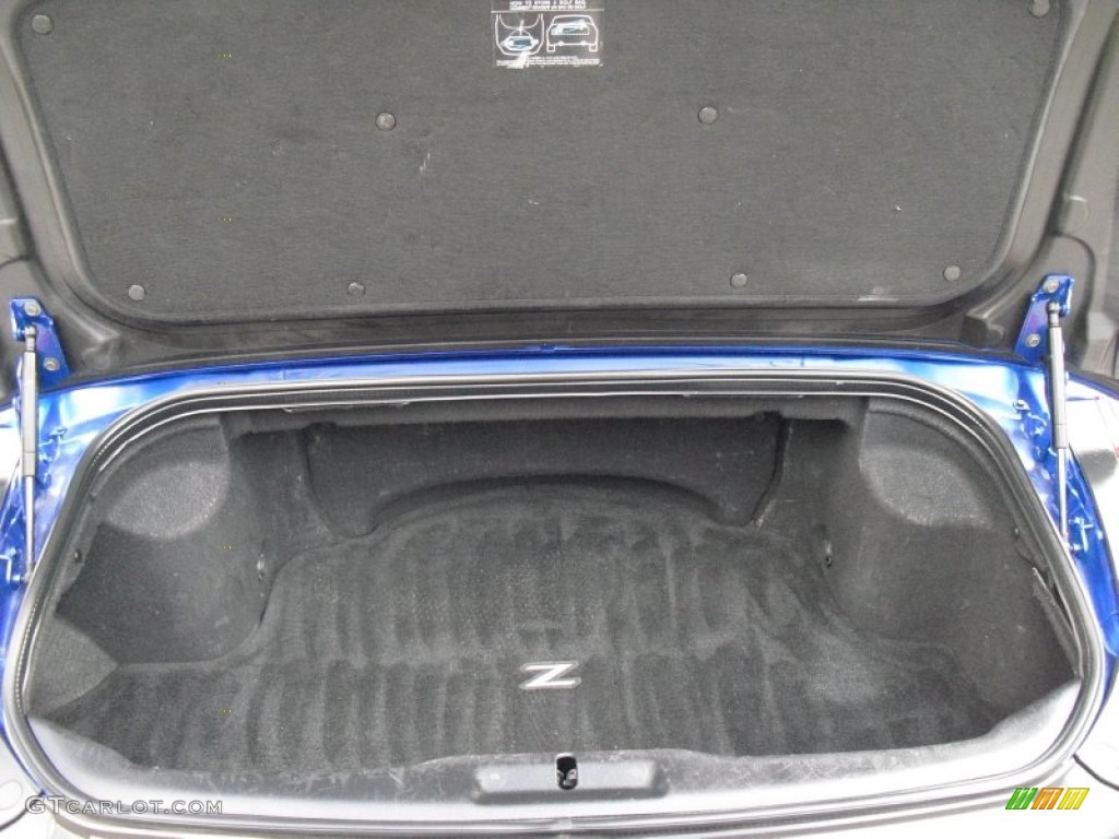 2004 Nissan 350Z Touring Roadster Trunk Photos