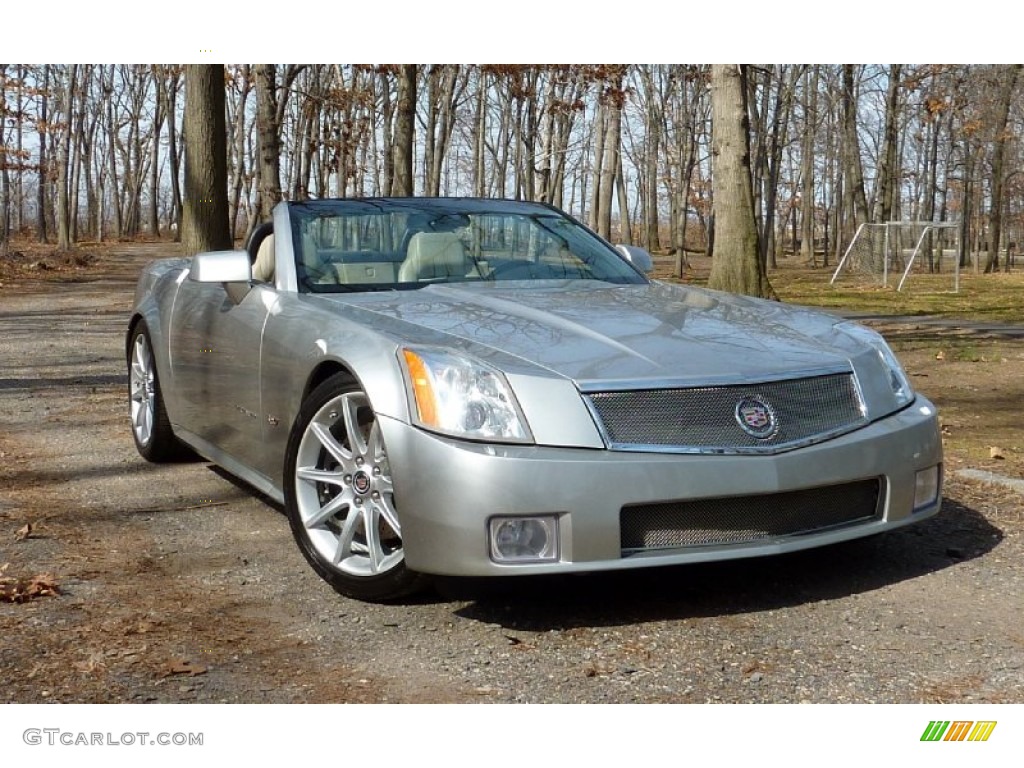 Light Platinum 2006 Cadillac XLR -V Series Roadster Exterior Photo #62185275