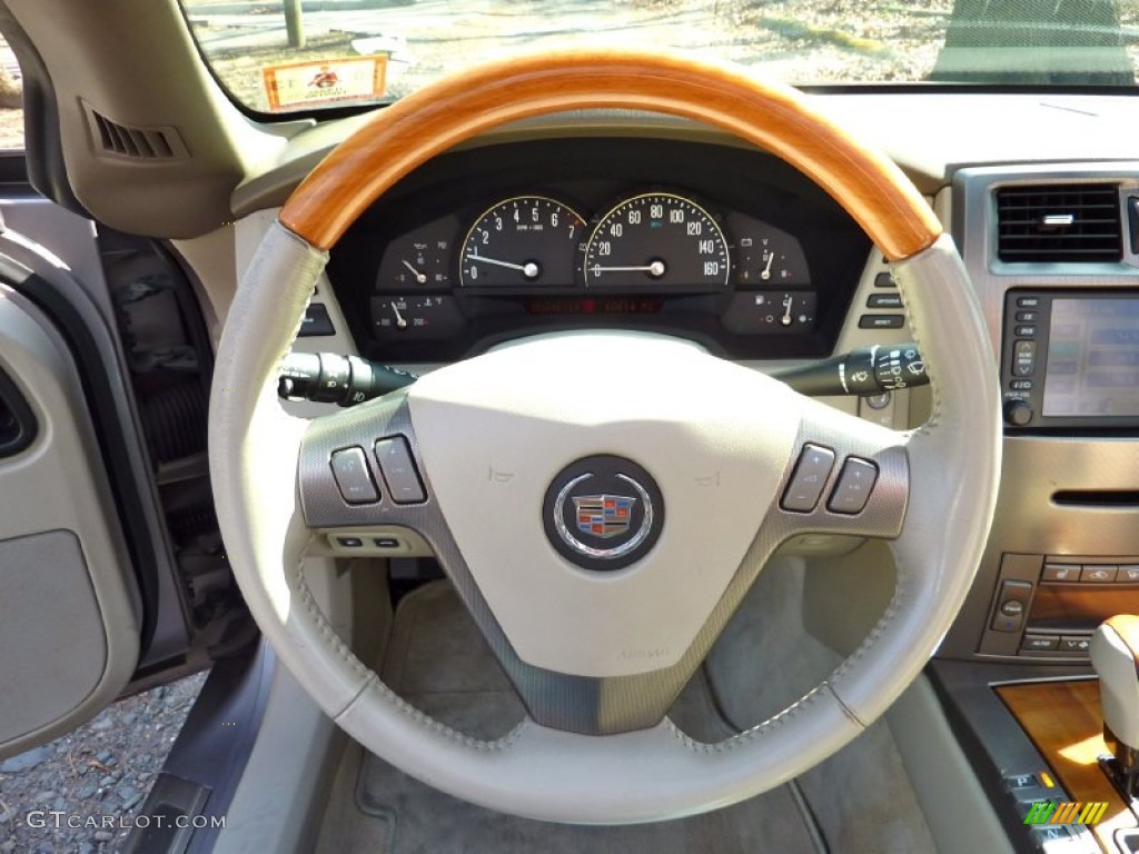 2005 Cadillac XLR Roadster Steering Wheel Photos