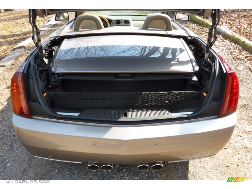 2005 Cadillac XLR Roadster Trunk Photo #62185720