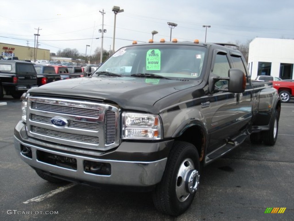 2005 F350 Super Duty Lariat Crew Cab 4x4 Dually - Dark Stone Metallic / Tan photo #4