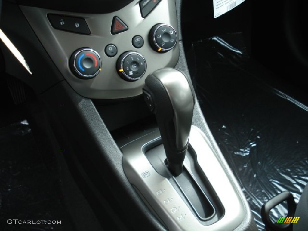 2012 Sonic LS Sedan - Black / Jet Black/Dark Titanium photo #18