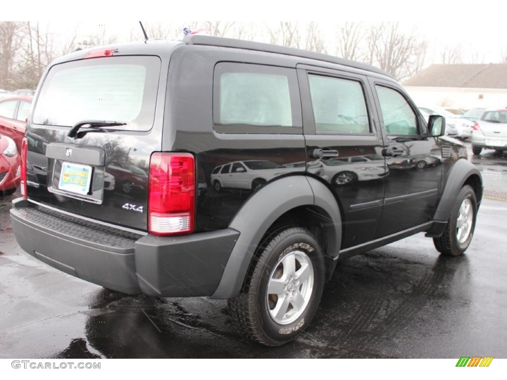 2008 Nitro SXT 4x4 - Brilliant Black Crystal Pearl / Dark Slate Gray/Light Slate Gray photo #2
