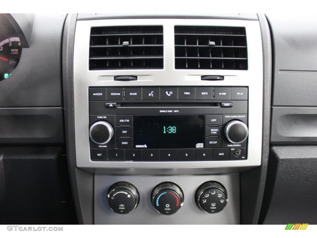 2008 Nitro SXT 4x4 - Brilliant Black Crystal Pearl / Dark Slate Gray/Light Slate Gray photo #5