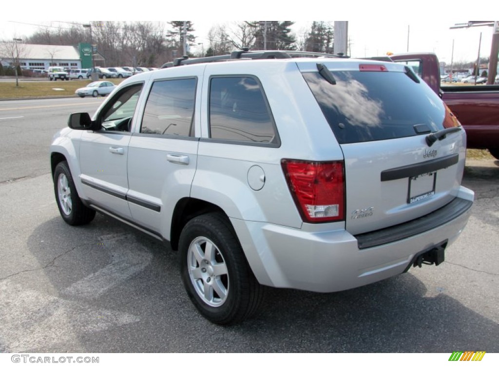 2008 Grand Cherokee Laredo 4x4 - Bright Silver Metallic / Dark Slate Gray photo #9