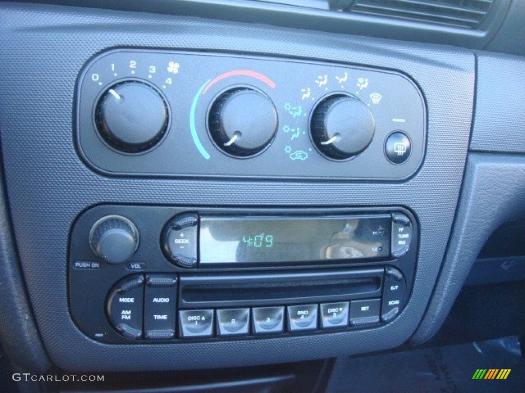 2005 Chrysler Sebring Convertible Controls Photo #62195057