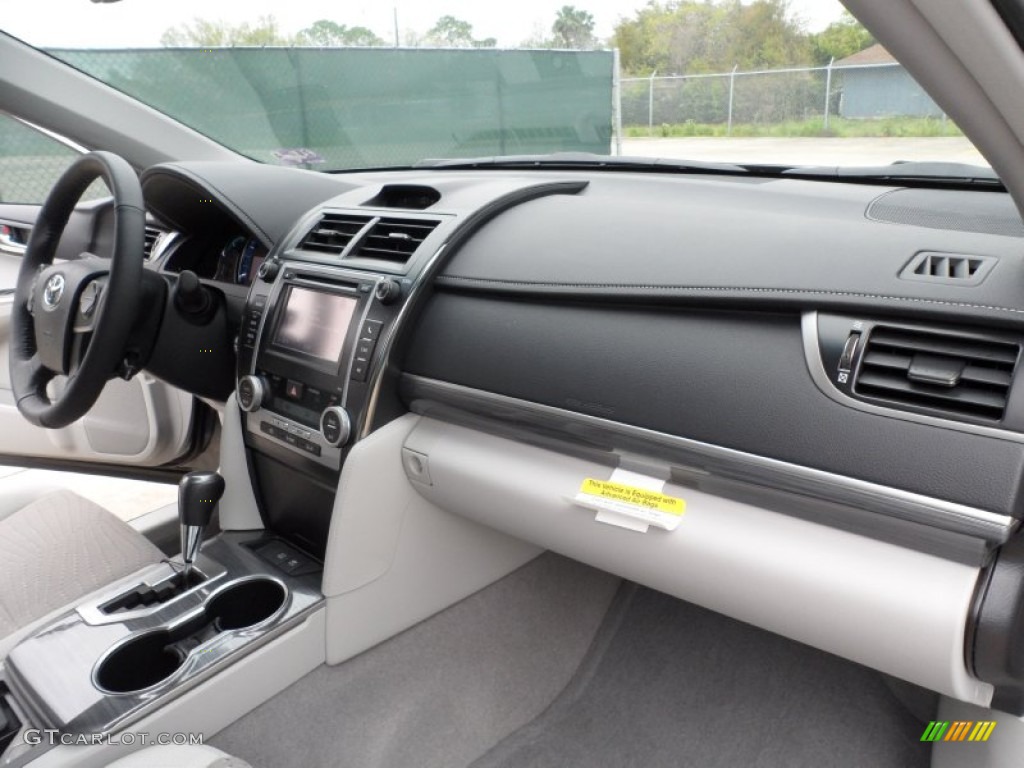 2012 Toyota Camry Hybrid XLE Ash Dashboard Photo #62198271