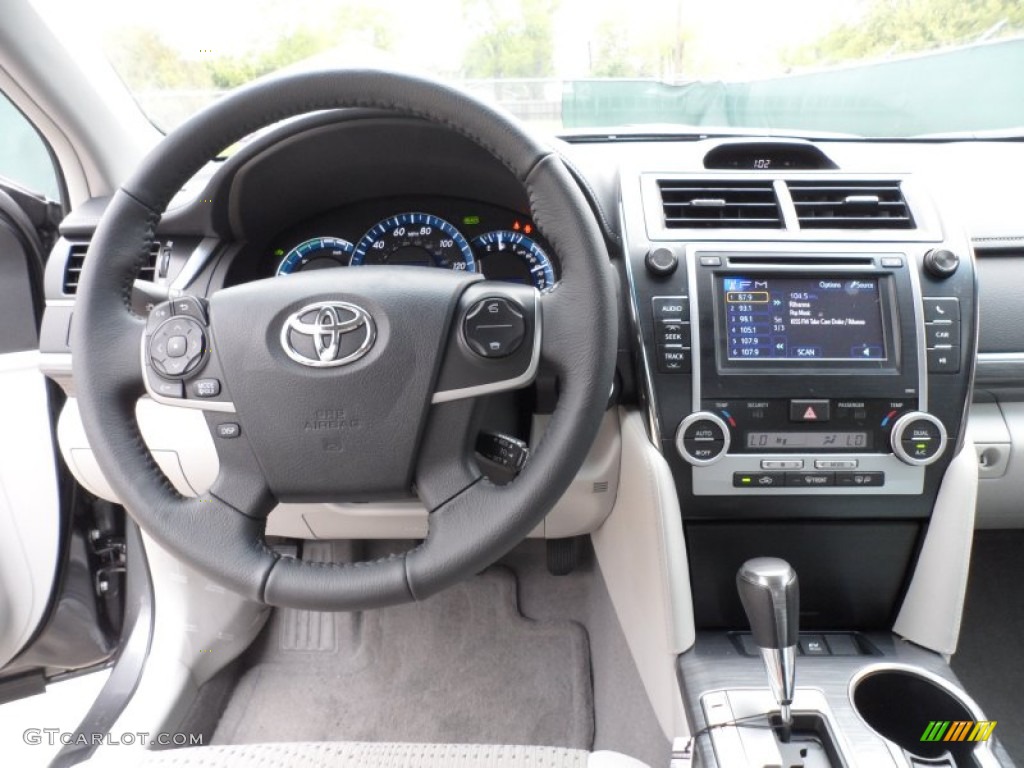 2012 Toyota Camry Hybrid XLE Ash Dashboard Photo #62198331