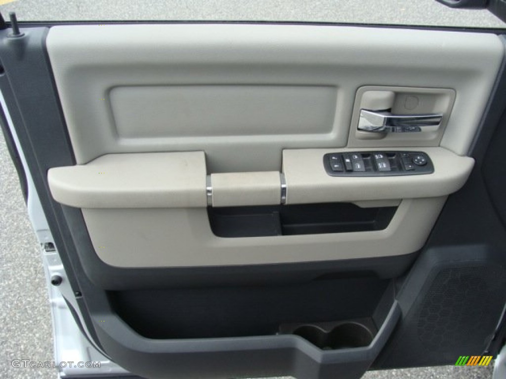 2011 Ram 1500 SLT Quad Cab 4x4 - Bright Silver Metallic / Dark Slate Gray/Medium Graystone photo #9