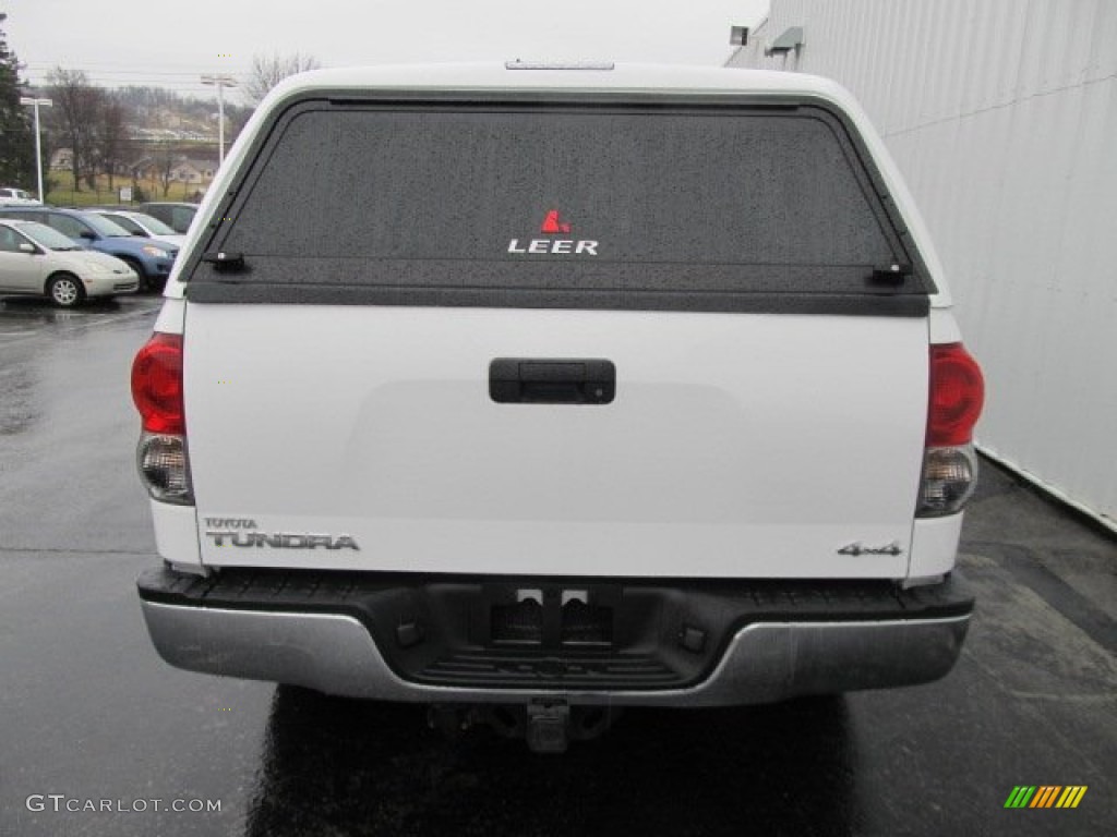 2008 Tundra SR5 Double Cab 4x4 - Super White / Beige photo #8