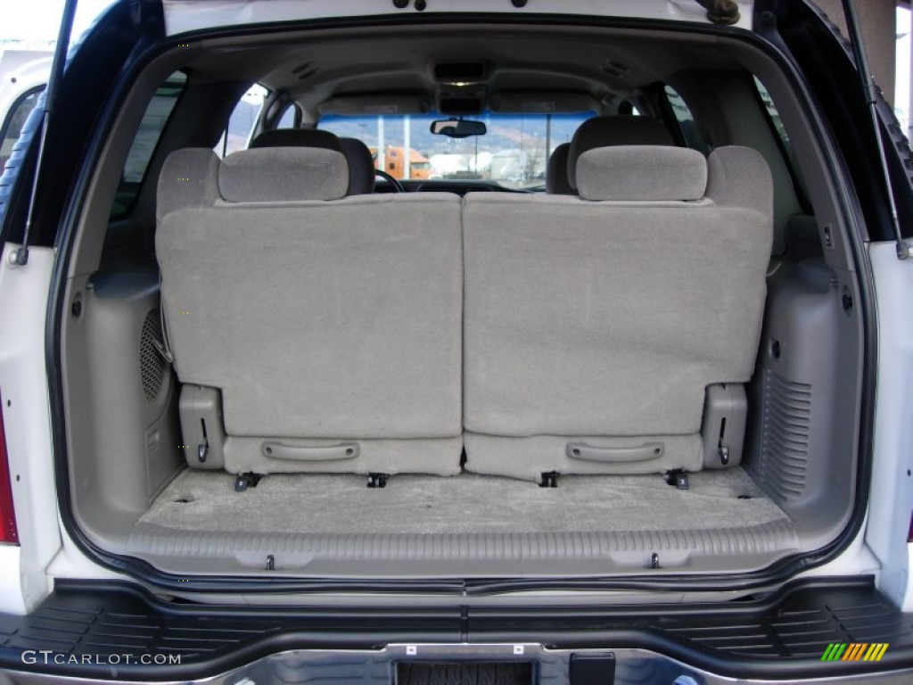2001 GMC Yukon SLE Trunk Photo #62201279