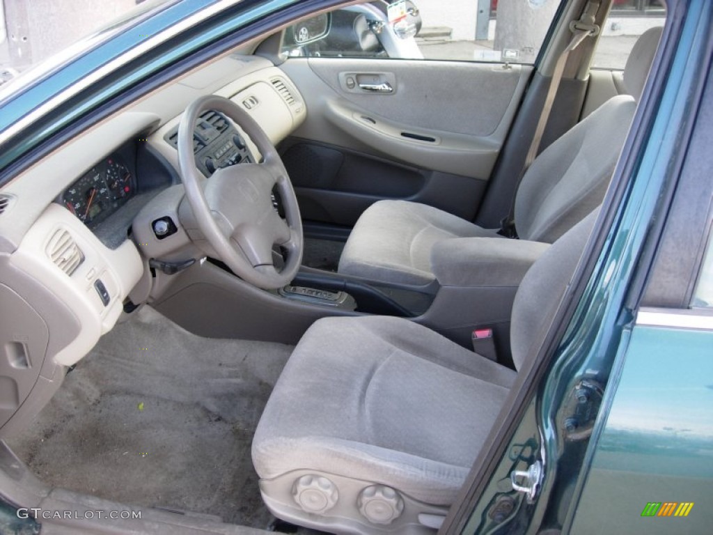Quartz Gray Interior 2002 Honda Accord LX Sedan Photo #62201306