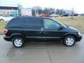 2007 Brilliant Black Dodge Caravan SXT  photo #2