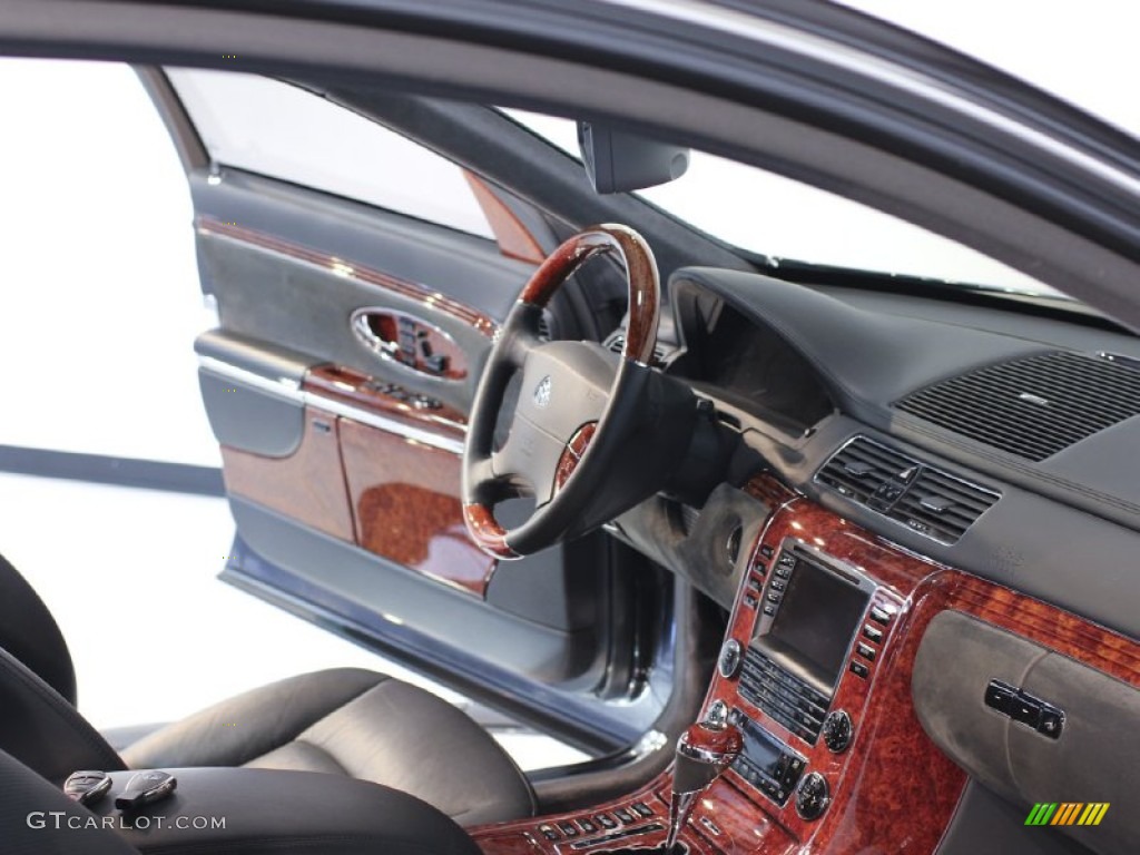 Black Interior 2005 Maybach 57 Standard 57 Model Photo #62204279