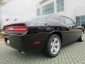 Pitch Black - Challenger SXT Photo No. 3