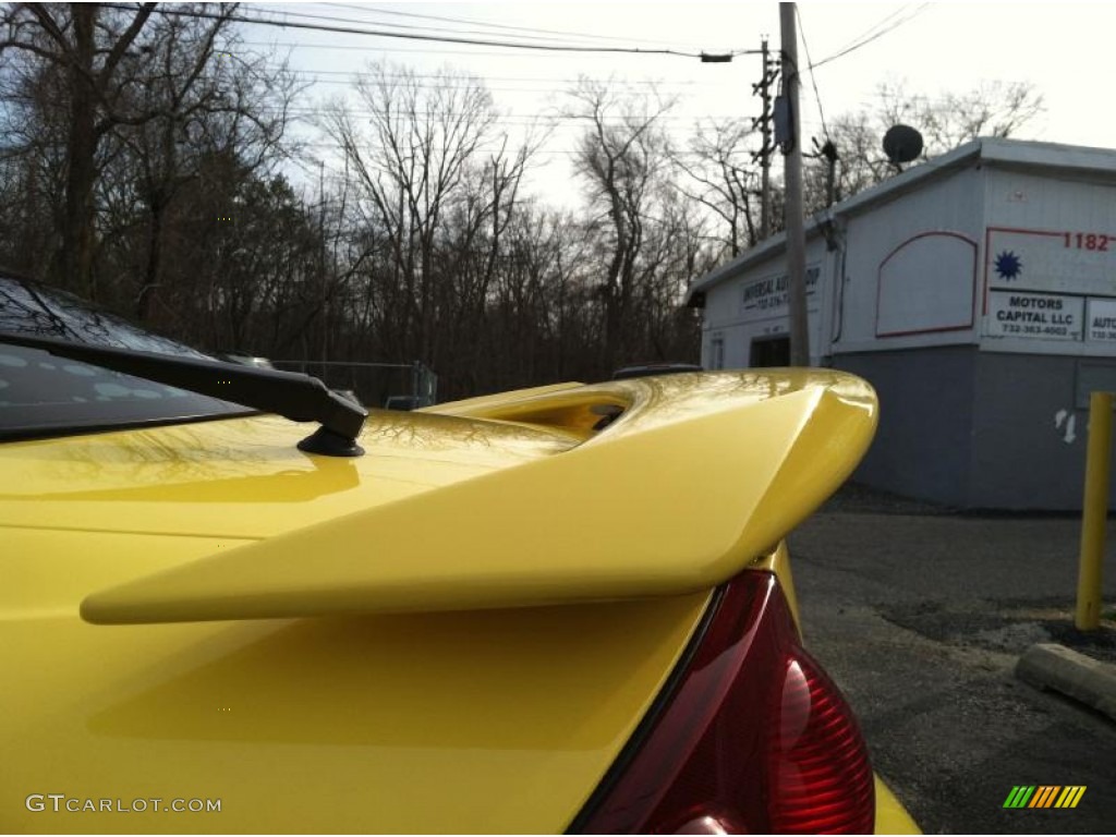 2001 Cougar V6 - Zinc Yellow / Midnight Black photo #11