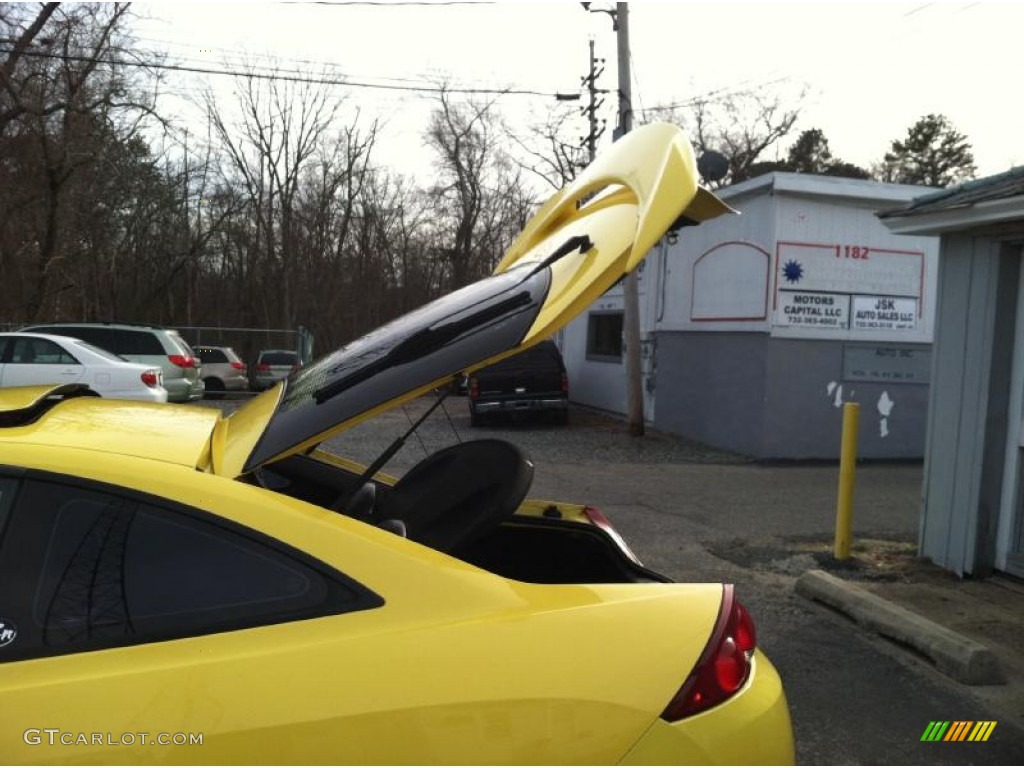 2001 Cougar V6 - Zinc Yellow / Midnight Black photo #13