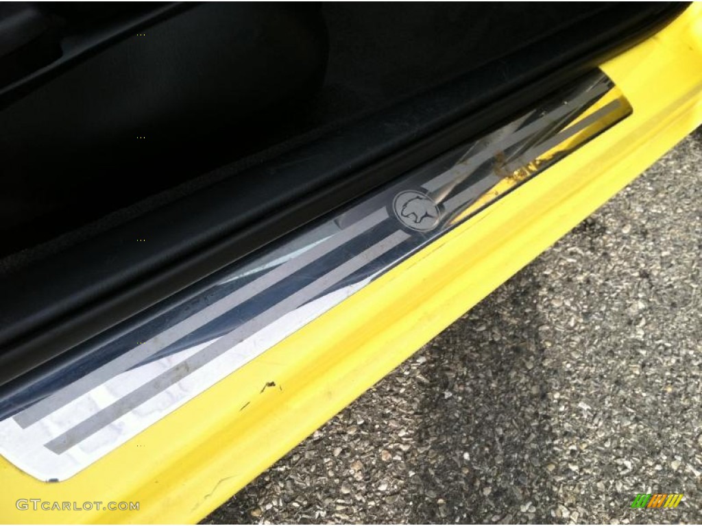 2001 Cougar V6 - Zinc Yellow / Midnight Black photo #25