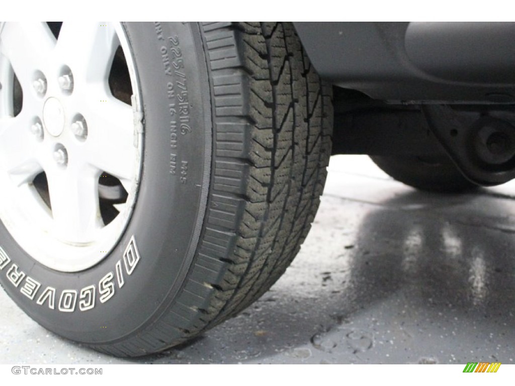 2005 Liberty Limited 4x4 - Deep Beryl Green Pearl / Khaki photo #30