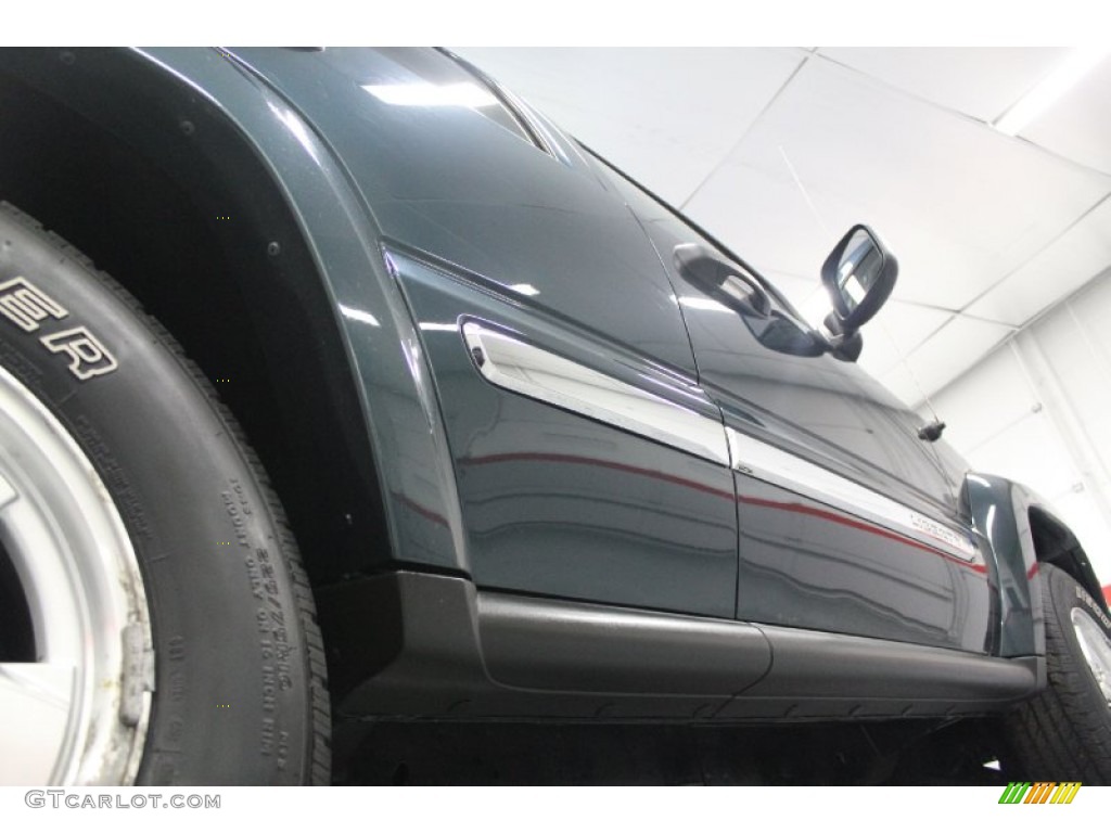 2005 Liberty Limited 4x4 - Deep Beryl Green Pearl / Khaki photo #31