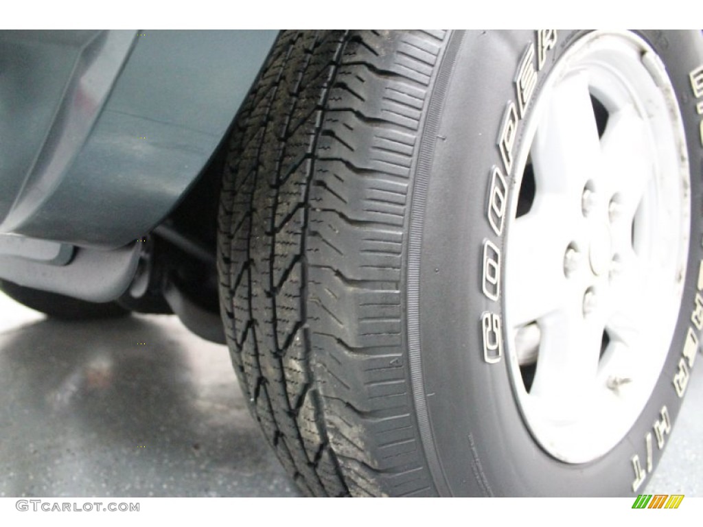 2005 Liberty Limited 4x4 - Deep Beryl Green Pearl / Khaki photo #38