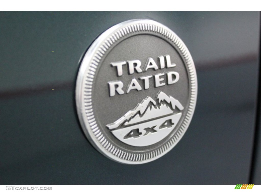 2005 Liberty Limited 4x4 - Deep Beryl Green Pearl / Khaki photo #41