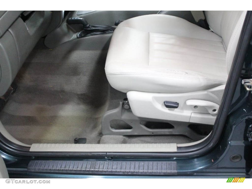 2005 Liberty Limited 4x4 - Deep Beryl Green Pearl / Khaki photo #47