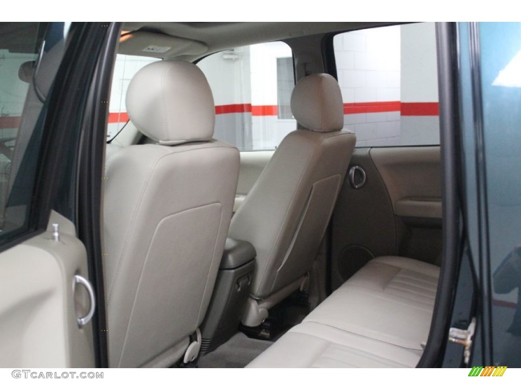 2005 Liberty Limited 4x4 - Deep Beryl Green Pearl / Khaki photo #56