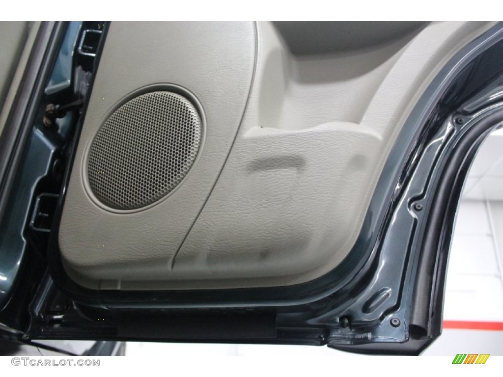 2005 Liberty Limited 4x4 - Deep Beryl Green Pearl / Khaki photo #63