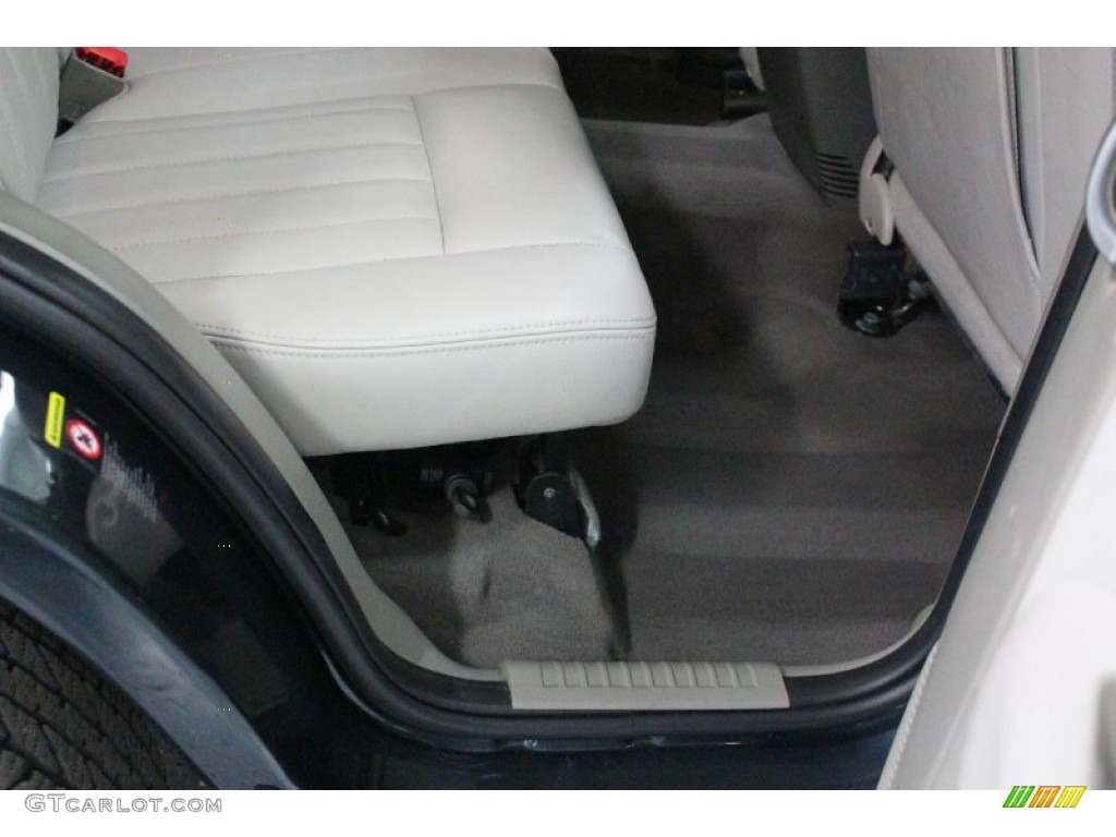 2005 Liberty Limited 4x4 - Deep Beryl Green Pearl / Khaki photo #64