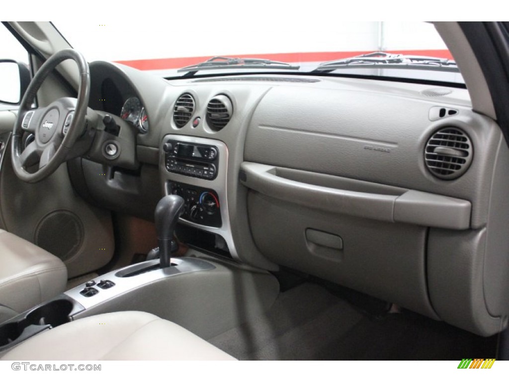 2005 Liberty Limited 4x4 - Deep Beryl Green Pearl / Khaki photo #72