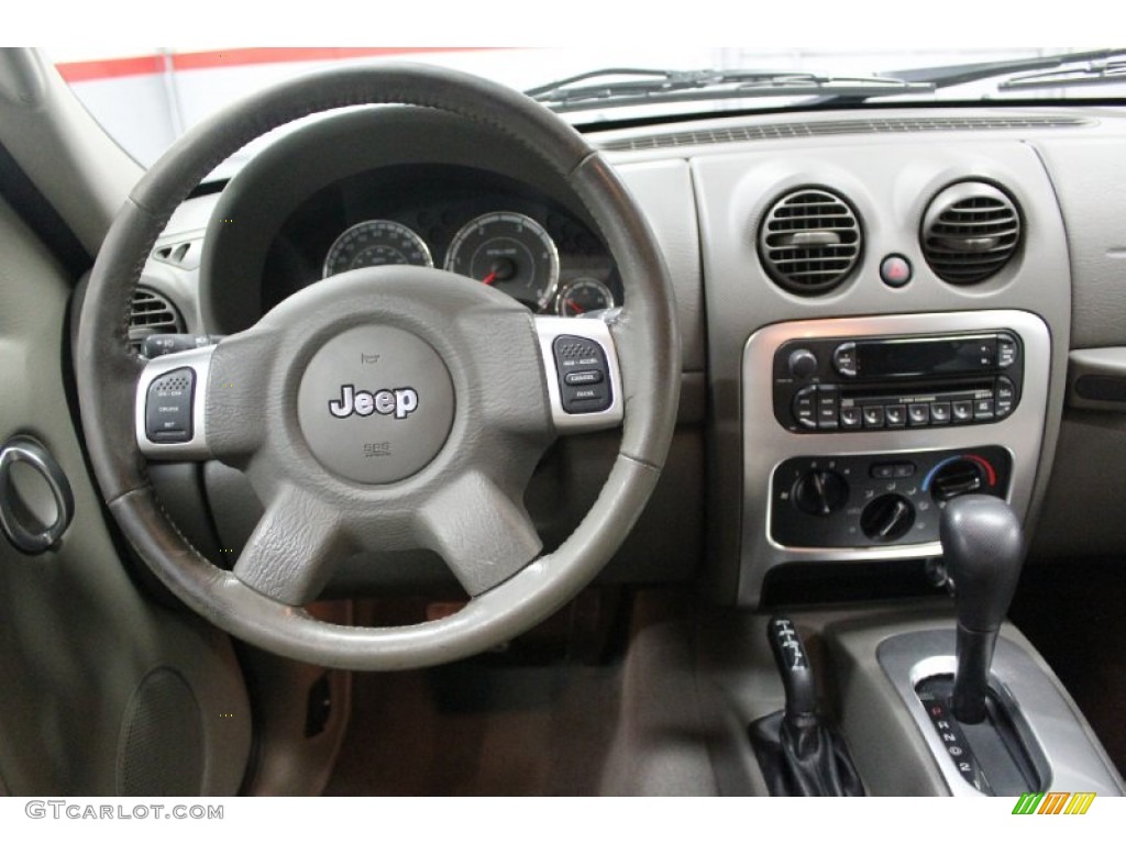 2005 Liberty Limited 4x4 - Deep Beryl Green Pearl / Khaki photo #75