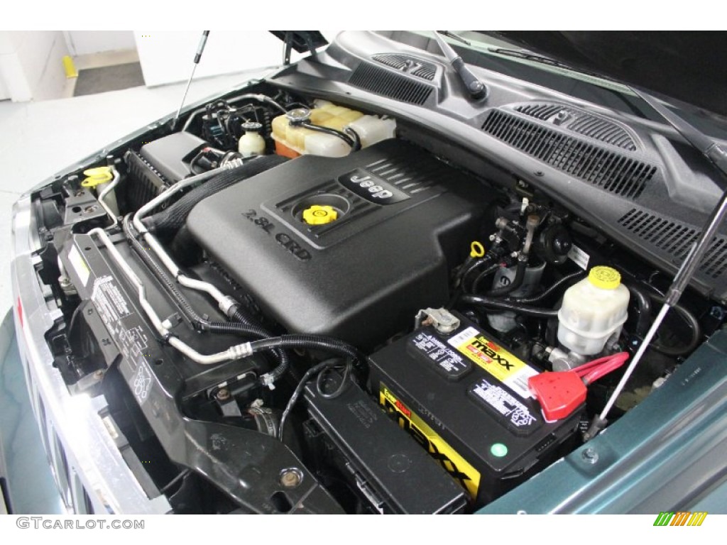 2005 Liberty Limited 4x4 - Deep Beryl Green Pearl / Khaki photo #89