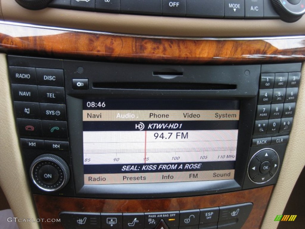 2009 Mercedes-Benz E 350 Sedan Controls Photo #62210526