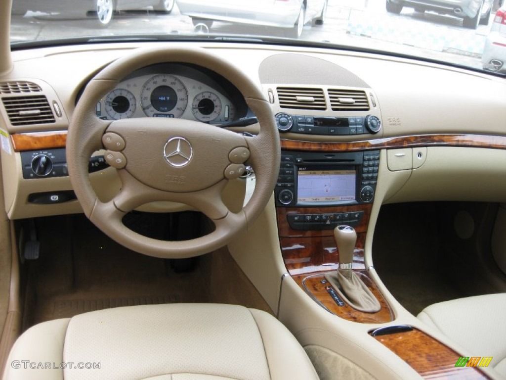 2009 Mercedes-Benz E 350 Sedan Cashmere Dashboard Photo #62210605