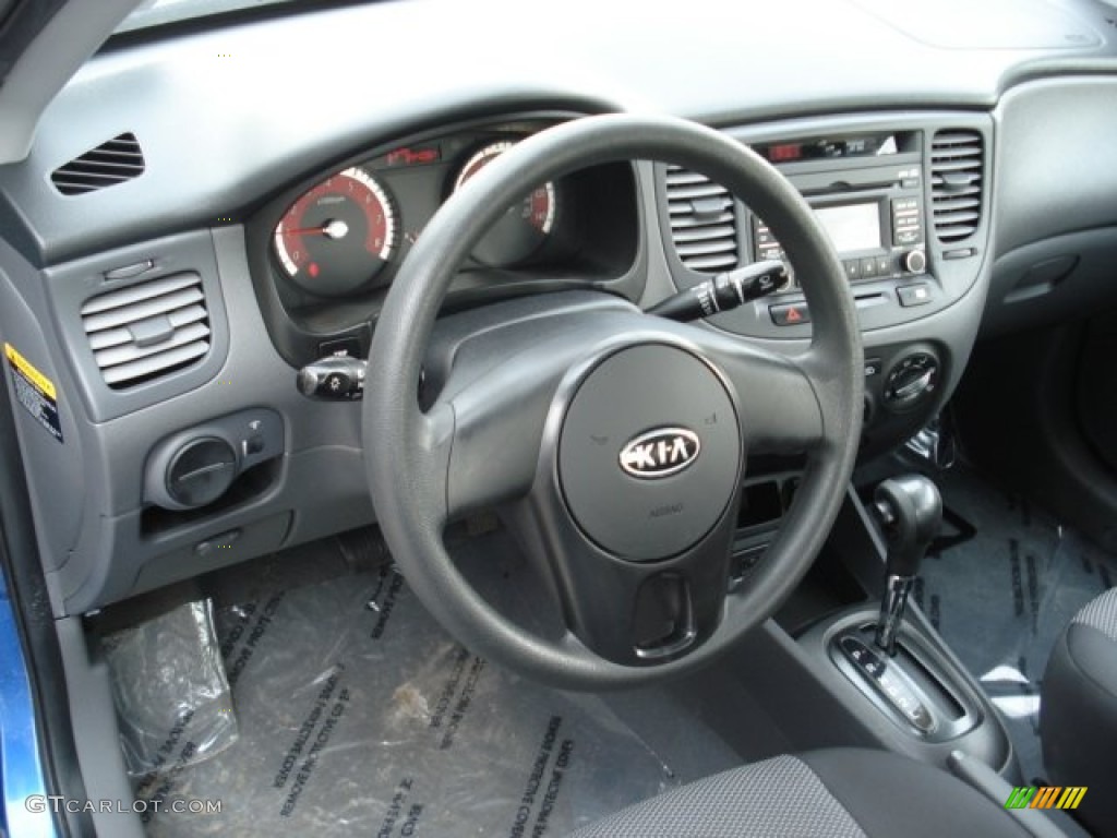 2010 Kia Rio LX Sedan Gray Steering Wheel Photo #62211238