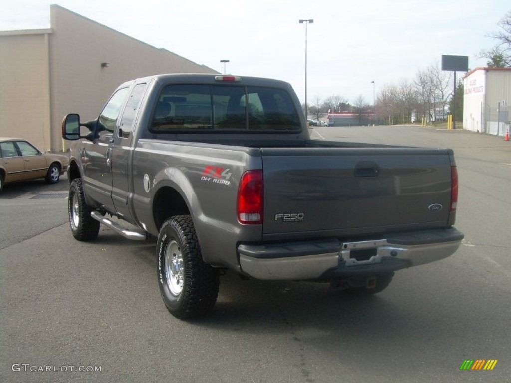 2004 F250 Super Duty FX4 SuperCab 4x4 - Dark Shadow Grey Metallic / Medium Flint photo #5