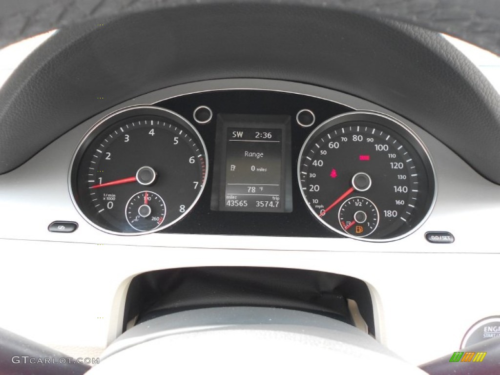 2009 Volkswagen CC Sport Gauges Photo #62213622