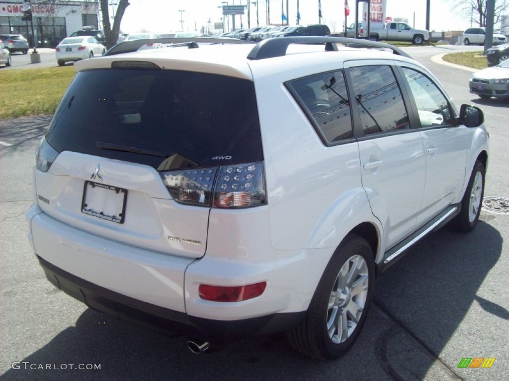 2012 Outlander SE AWD - Diamond White Pearl / Black photo #5