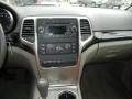2011 Brilliant Black Crystal Pearl Jeep Grand Cherokee Laredo  photo #17