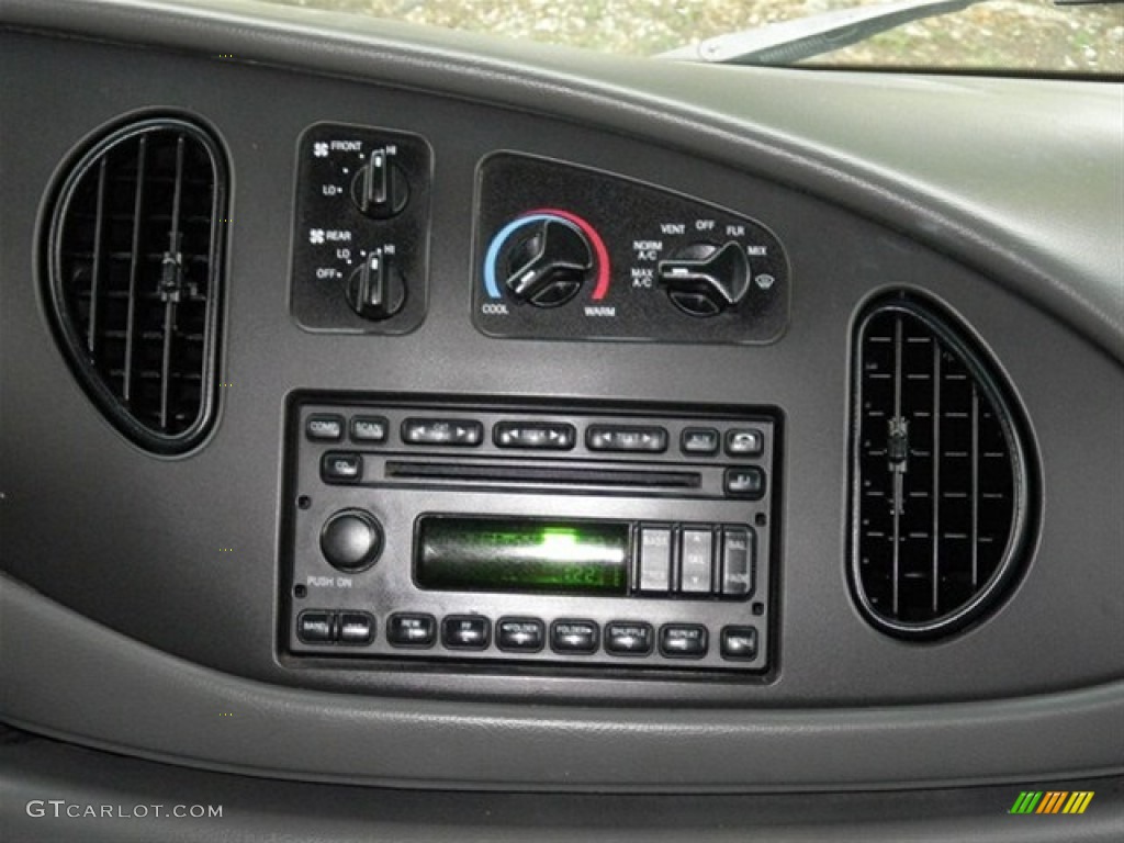 2008 Ford E Series Van E350 Super Duty XLT Passenger Controls Photo #62215670