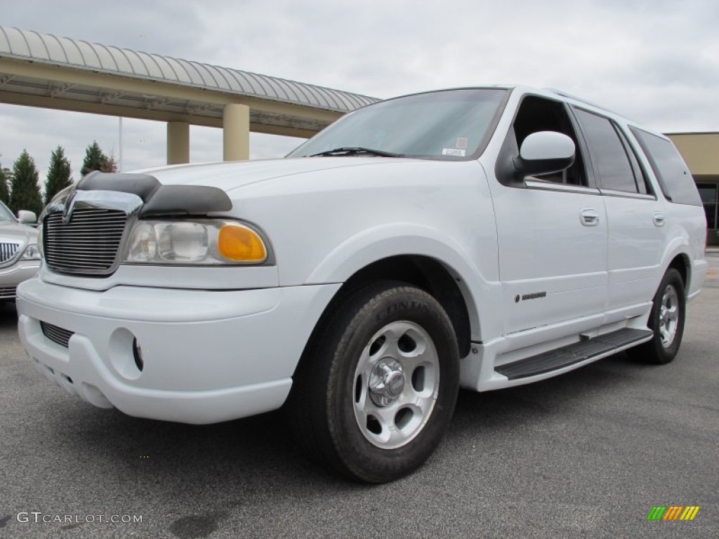 Oxford White Lincoln Navigator