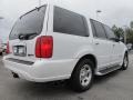 2001 Oxford White Lincoln Navigator   photo #3